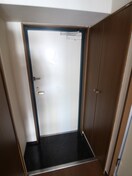 玄関 コート西中島