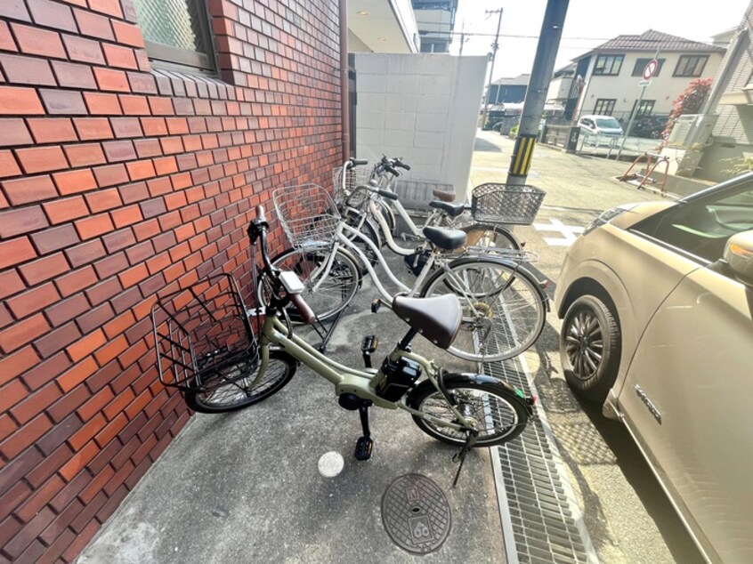 駐輪場 プレステージ北口