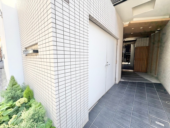 エントランス部分 Poulownia立花通り