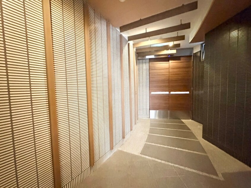 同型モデル Poulownia立花通り