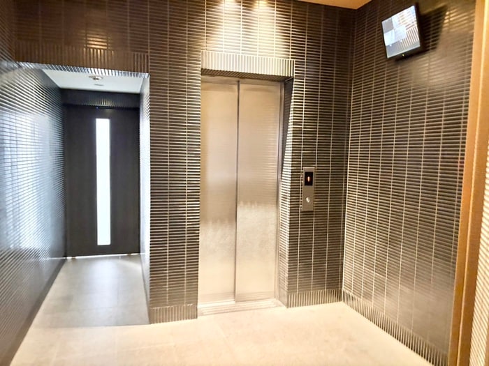 エントランス部分 Poulownia立花通り