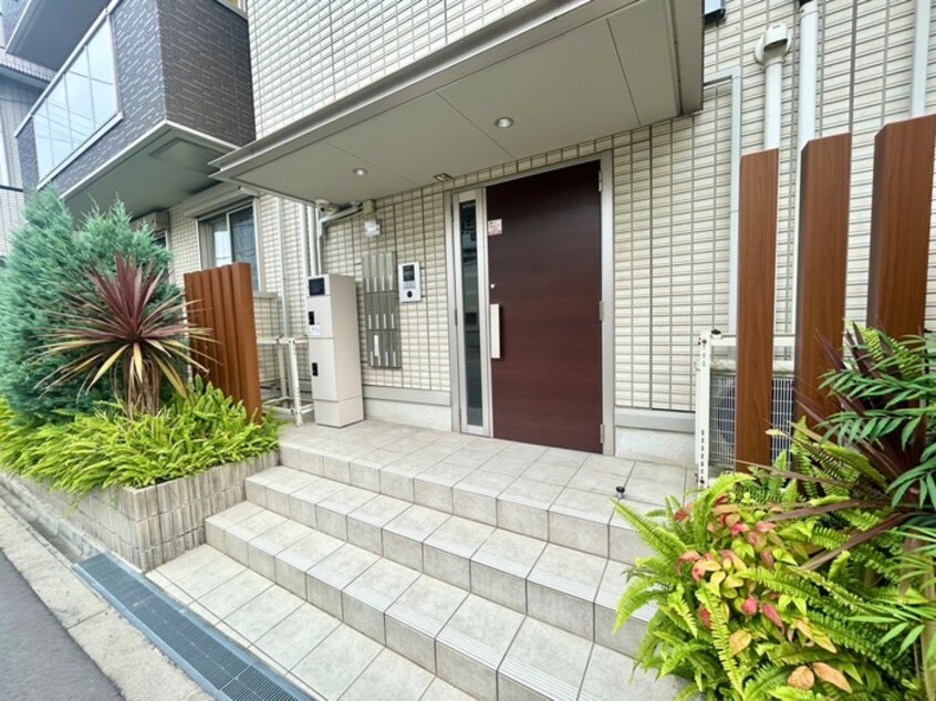 エントランス部分 リバード東住吉