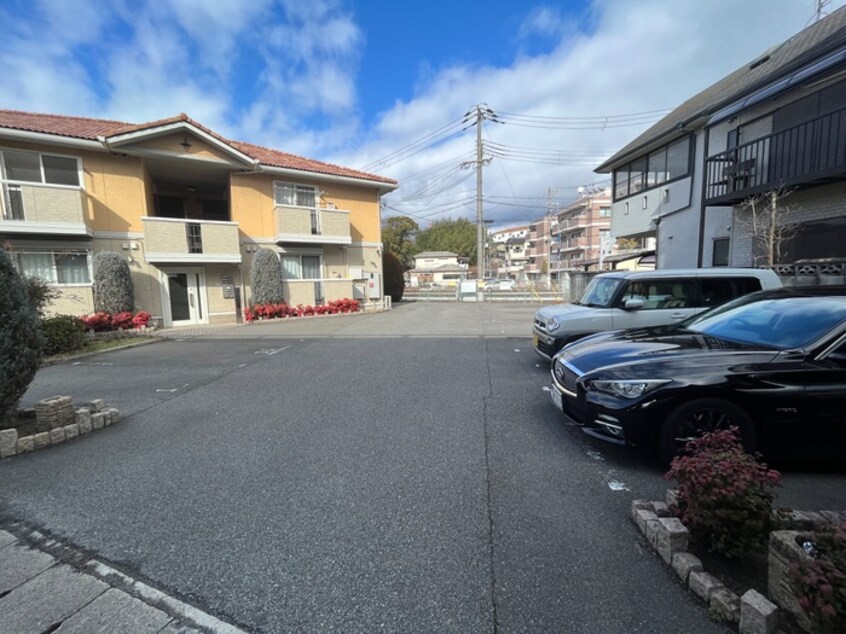 駐車場 フィエルテ宝塚