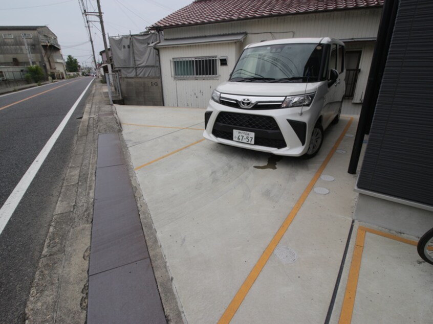 駐車場 プレミアム大久保