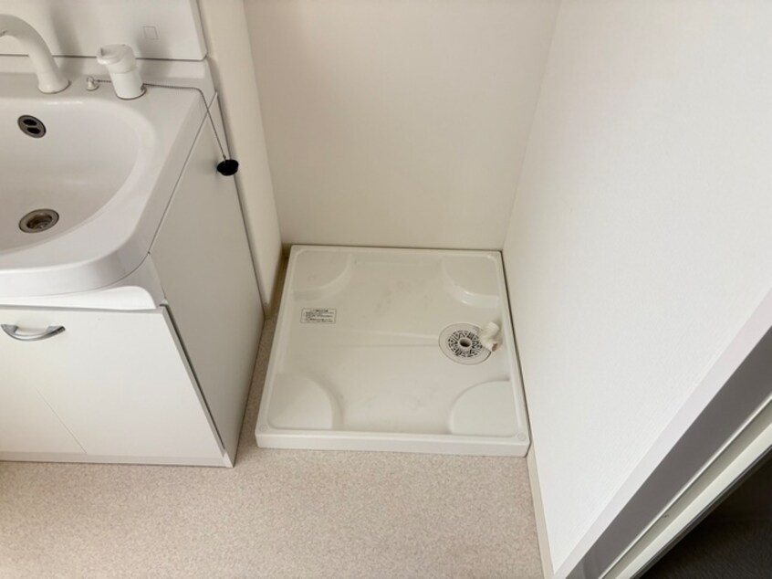 洗濯機置場 ＢＡＤＧＥ瓢箪山