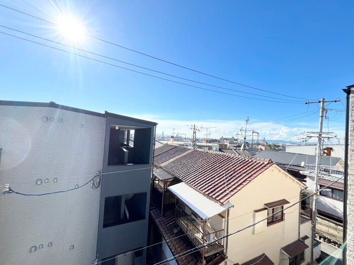 室内からの展望 ＢＡＤＧＥ瓢箪山