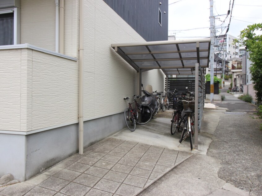 駐輪場 ヴィアノ大谷町