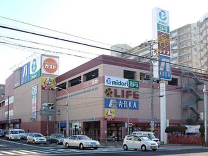 エディオン(電気量販店/ホームセンター)まで405m ヴィアノ大谷町