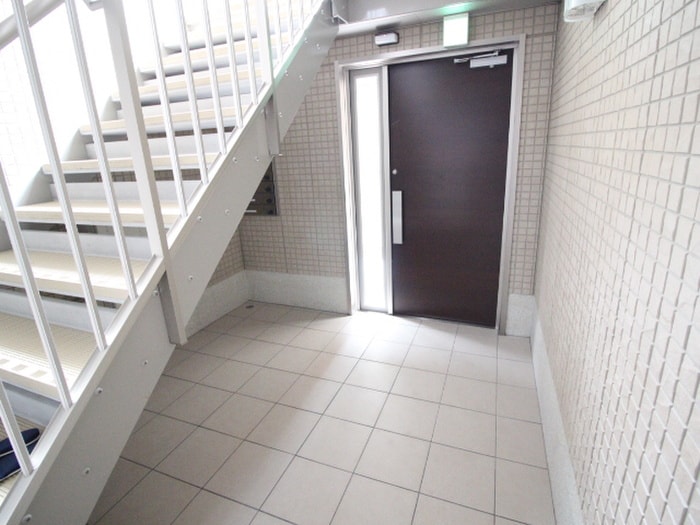 エントランス部分 グリーンコート