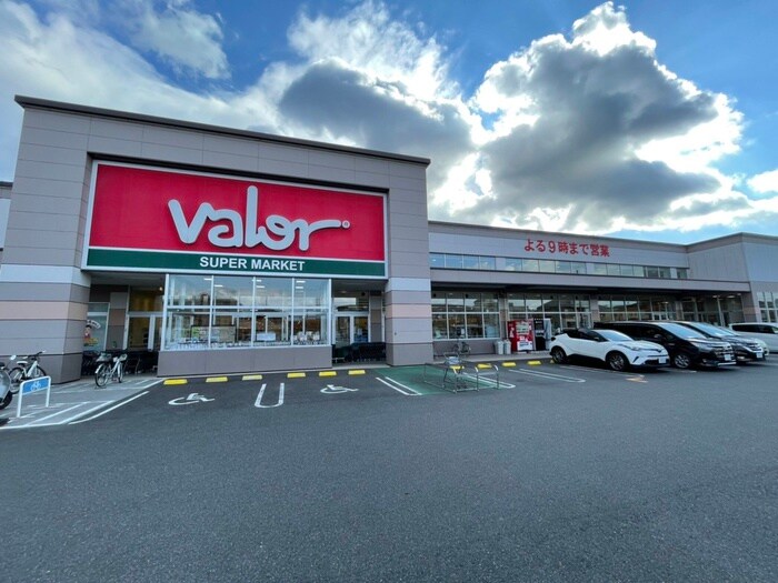 バロー(スーパー)まで1000m ハイツ宮の森