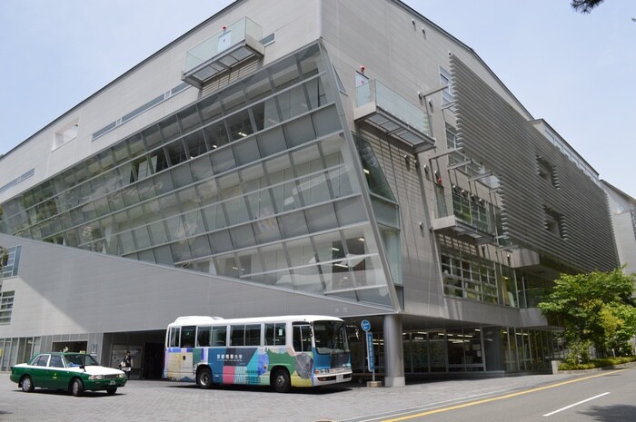 京都精華大学(大学/短大/専門学校)まで1100m アメニティ岩倉