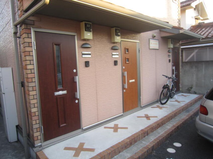 エントランス部分 アルハンブラ