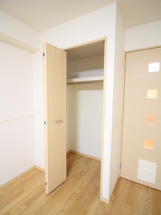 収納 ノイブル－メ桂川