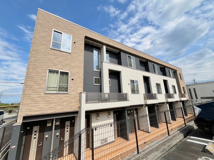 外観写真 メルシーガーデン坂本