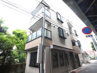 安達マンション