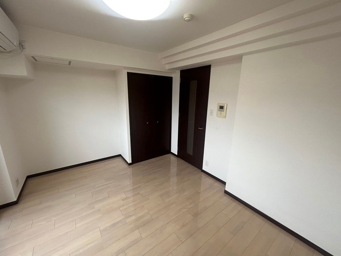 居室 ｸﾘｽﾀﾙｸﾞﾗﾝﾂ京都御所西(505)