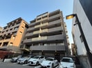 御所西ﾊﾟｰｸ･ﾎｰﾑｽﾞ洛楽荘（401）の外観