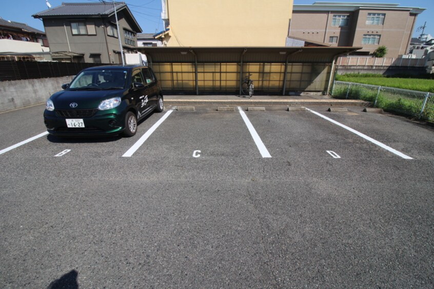 駐輪場 モアクレストノアン
