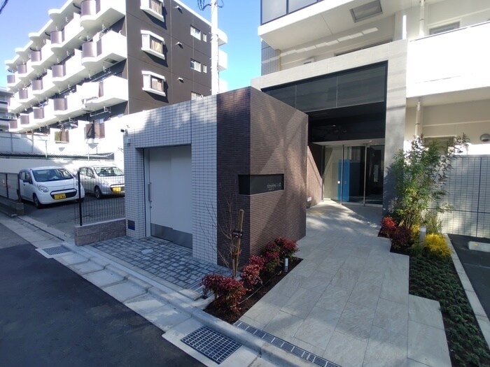 エントランス部分 サンセール江坂