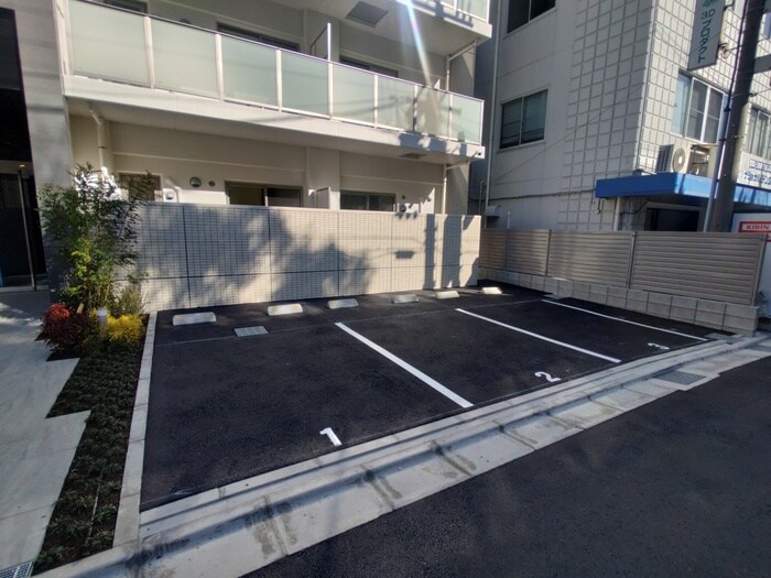 駐車場 サンセール江坂