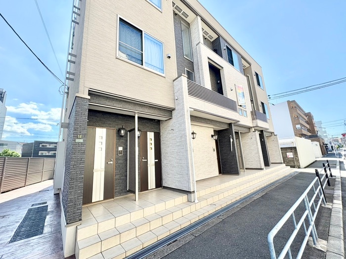 エントランス部分 パーチェ　ブレッザ