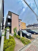 パインズ関目の外観