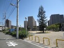 加島駅前公園(公園)まで500m セレニティ加島4丁目A棟