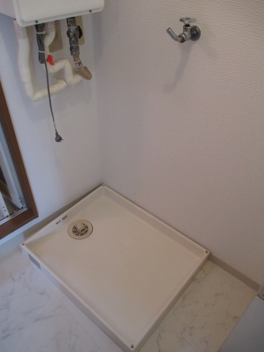 洗濯機置場 鳴海ビル