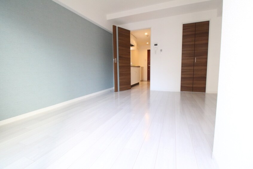 居室 Ｒ　ＳＱＵＡＲＥ東天満