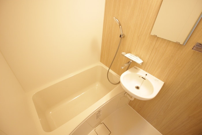 バス／シャワールーム等 リヴネスト