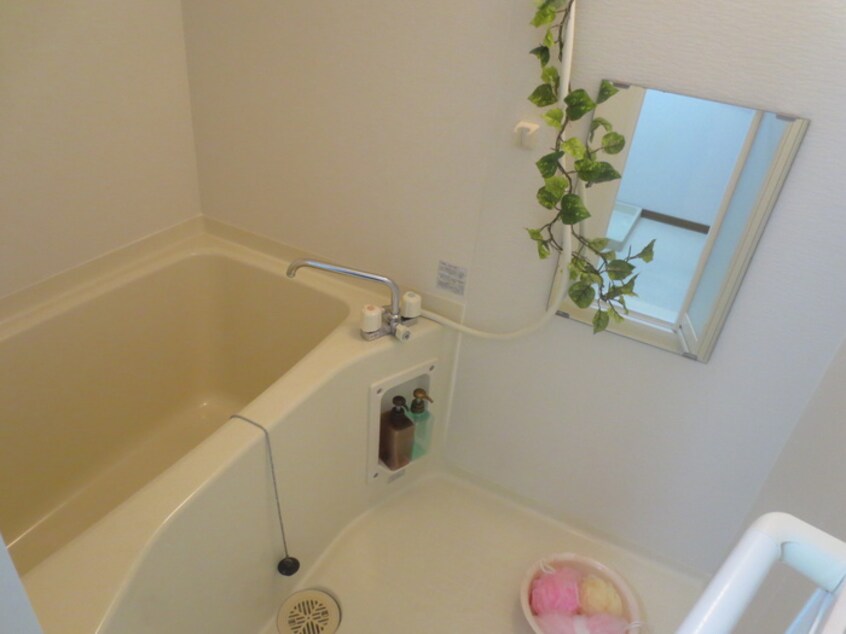 バス／シャワールーム等 ヴィラ－ジュなかもず