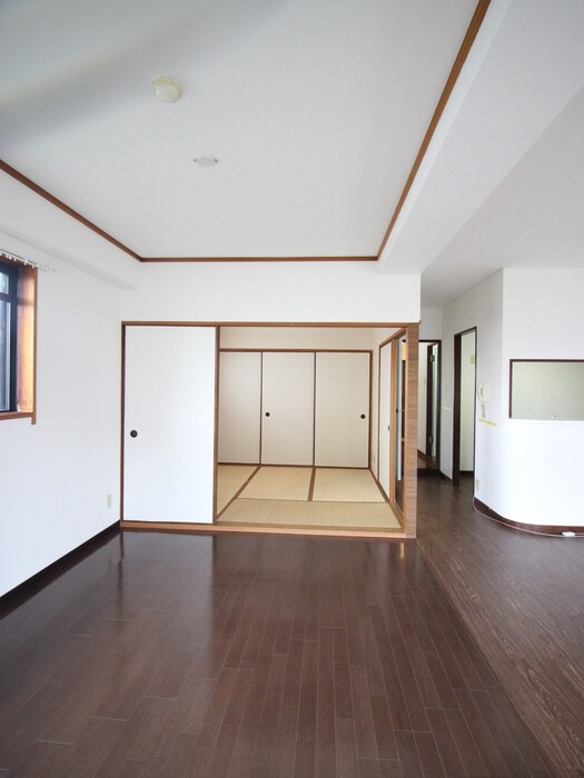 居室 エクセル深阪