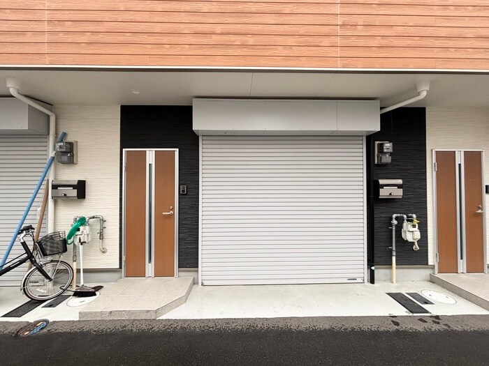 エントランス部分 メルシー高槻北大樋GH