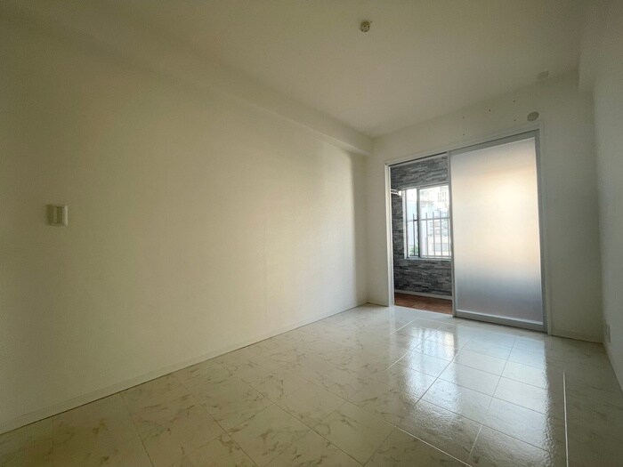 居室 シルフィ－ド・ドゥ・花隈