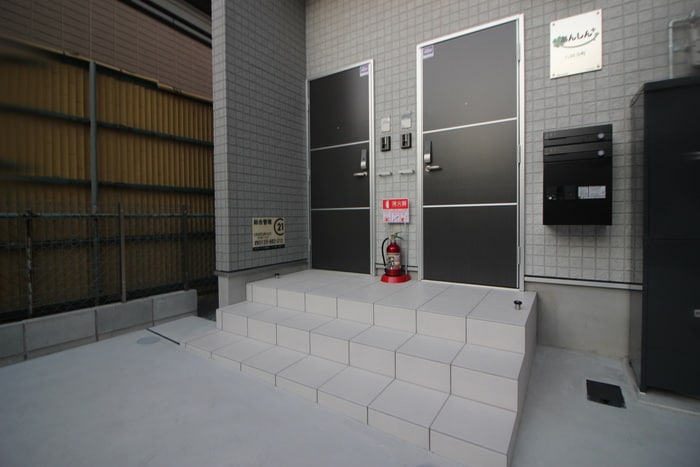 エントランス部分 あんしん＋八田寺町