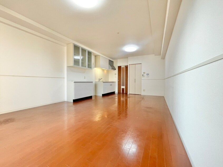 居室 ロイヤルパ－クス桃坂