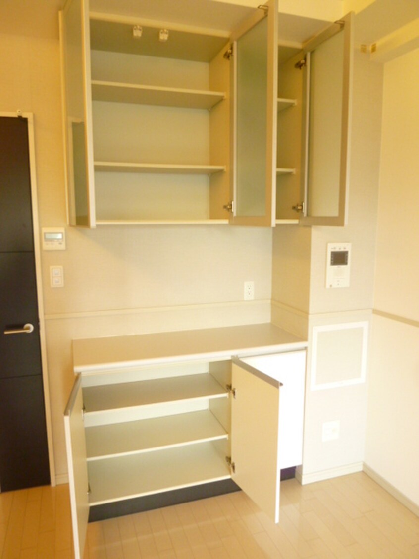 収納 ロイヤルパ－クス桃坂