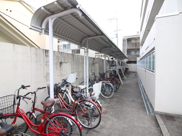 駐輪場 コンフォート修学院