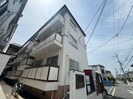 イ－グルキュ－ブの外観