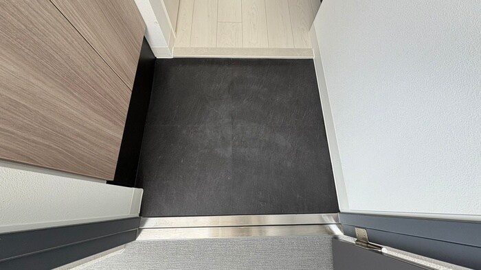 玄関 セオリー神戸ウエストゲート