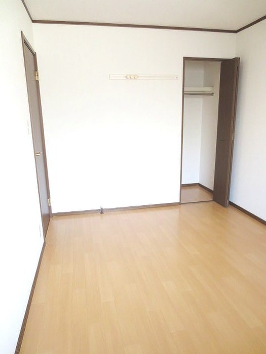 居室 パインステ－ブル