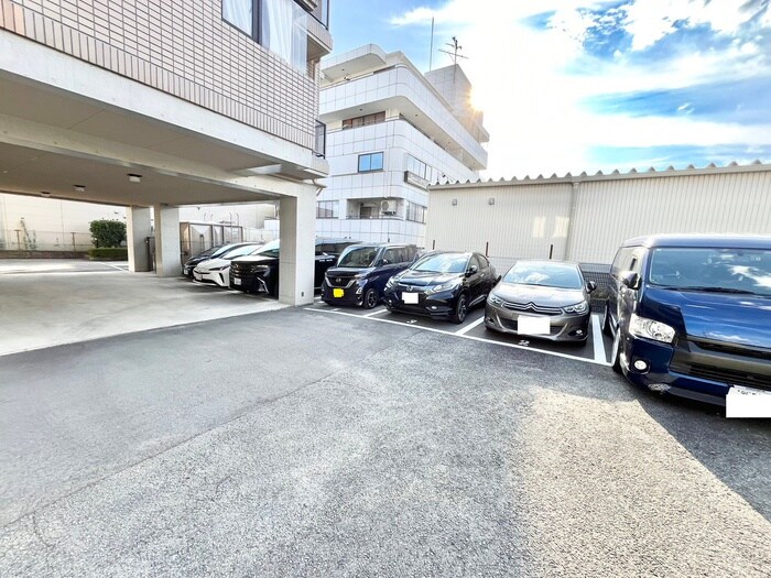 駐車場 メモラーブル箕面