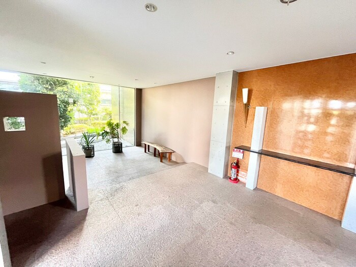 エントランス部分 メモラーブル箕面