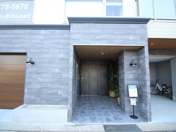 エントランス部分 アクシア伊丹中央