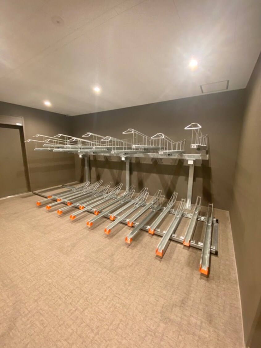 駐輪場 ﾊﾟｰｸﾌﾗｯﾂ弁天町駅前