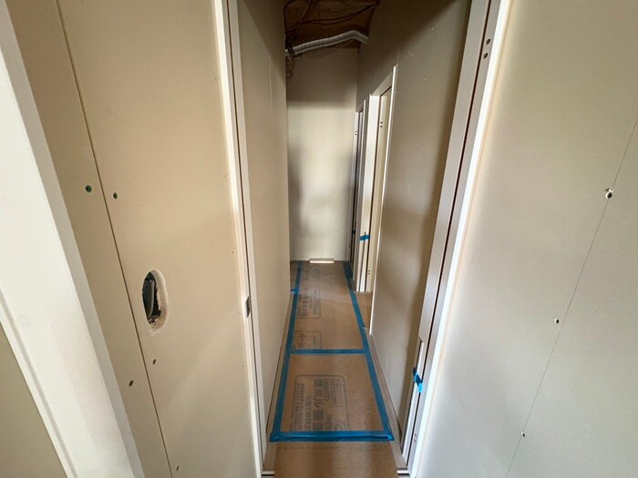 廊下 仮)ﾌﾟﾚｻﾝｽｸﾚｰｼﾞｭ喜里川町 South