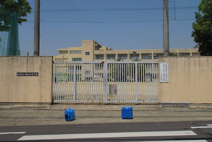 東大阪市立縄手北中学校(中学校/中等教育学校)まで300m 仮)ﾌﾟﾚｻﾝｽｸﾚｰｼﾞｭ喜里川町 South
