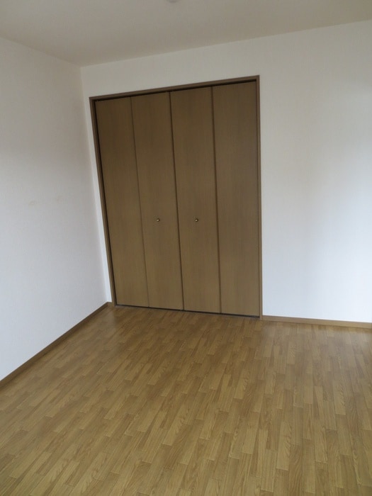 居室 ルミエ－ル翼