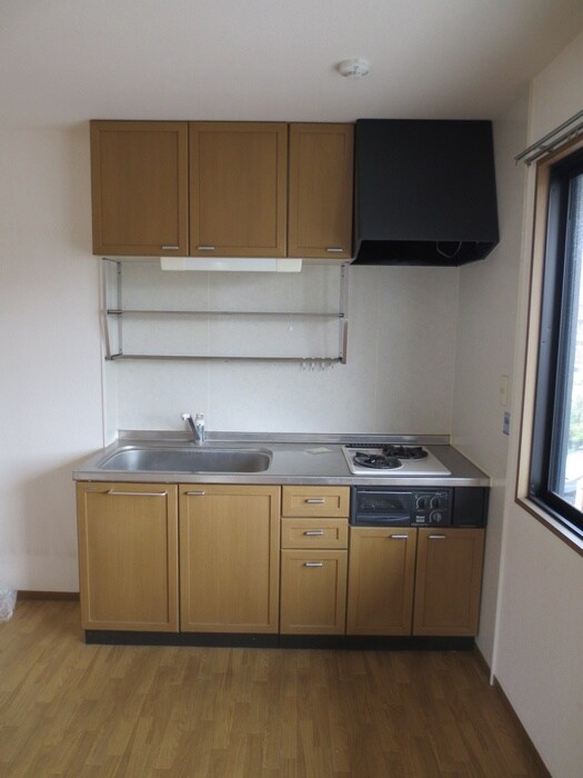 キッチン ルミエ－ル翼