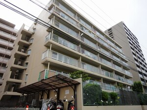 ﾌｧﾐﾘｰｺｰﾎﾟ緑地公園(705)